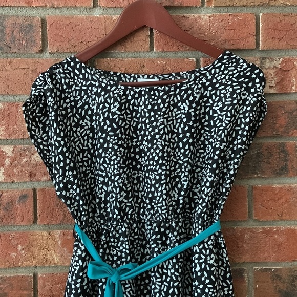 Motherhood Maternity Black & White Teal Tie Dress - Picture 2 of 8